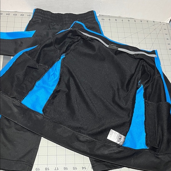 Athletic Works Kids Set in Black and Blue - Picture 4 of 9